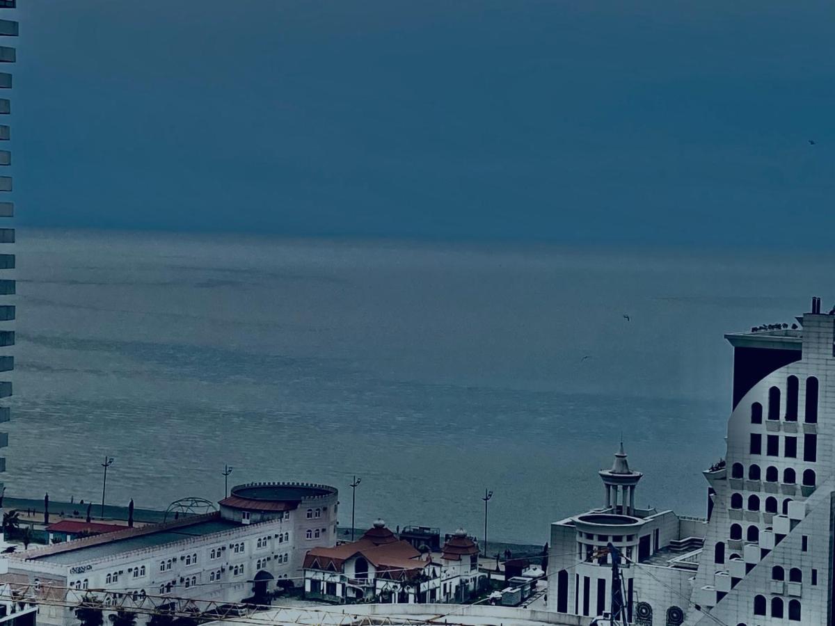 Apartment Black Sea Side Batoemi Buitenkant foto